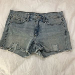 Jean shorts with rips